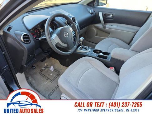 Used 2014 Nissan Rogue S image 9