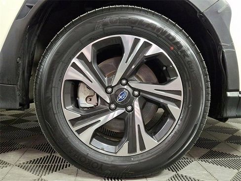 Certified 2024 Subaru Crosstrek 2.0i Premium image 11