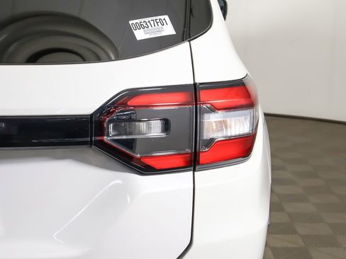 Used 2023 Honda Pilot EX-L image 16