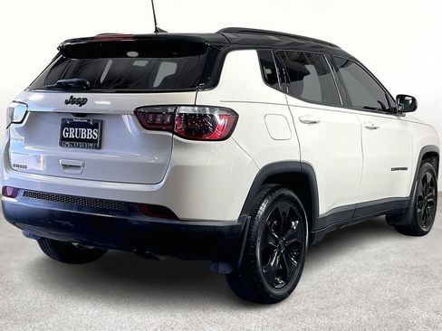 Used 2019 Jeep Compass Altitude image 2