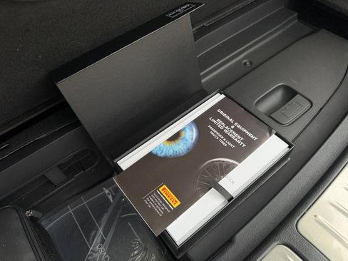 Used 2025 Genesis GV80 2.5T Standard image 41