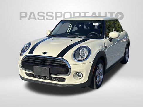 Used 2021 MINI Cooper 4-Door Hardtop image 1
