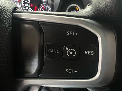 Used 2022 RAM 1500 Big Horn image 35