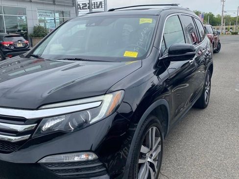 Used 2017 Honda Pilot Elite image 15