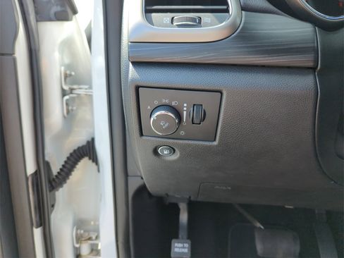 Used 2020 Jeep Grand Cherokee Altitude image 20