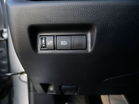 Certified 2025 Toyota RAV4 LE AWD/4WD image 28