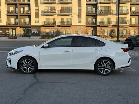Used 2019 Kia Forte S image 4