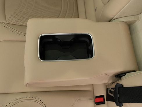 Used 2023 Aston Martin DBX 707 image 26