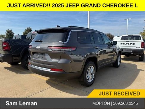 New 2025 Jeep Grand Cherokee L Laredo image 5