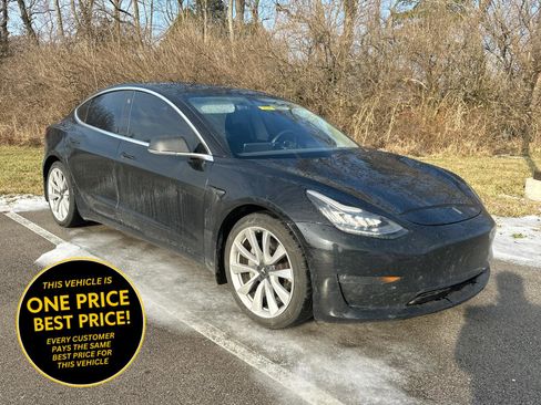 Used 2019 Tesla Model 3 Performance image 1