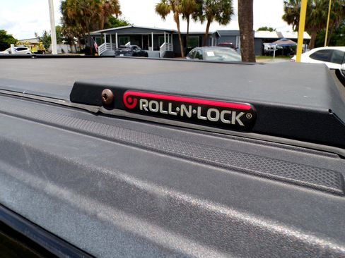 Used 2021 Ford F150 Lariat image 11