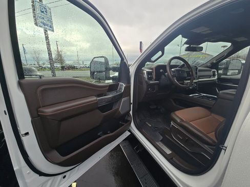 Used 2024 Ford F350 King Ranch image 12