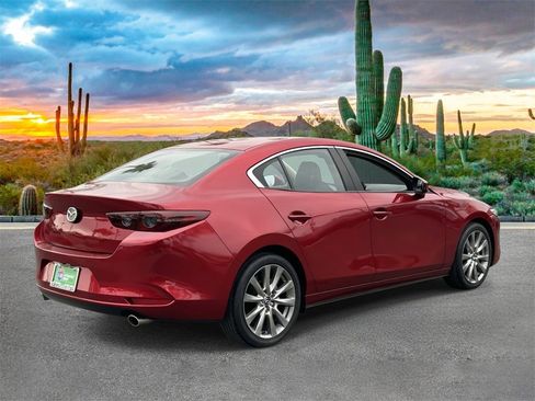 Used 2020 MAZDA MAZDA3 Sedan w/ Select Package image 3
