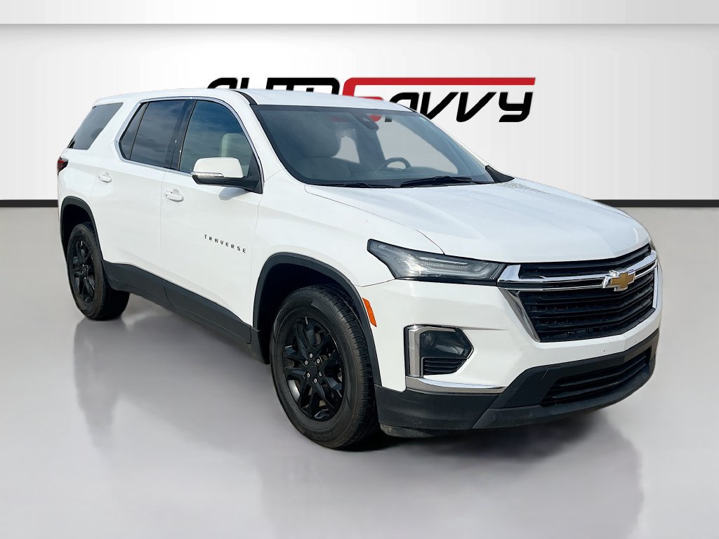 Used 2023 Chevrolet Traverse LS w/ Safety Package FWD image 1
