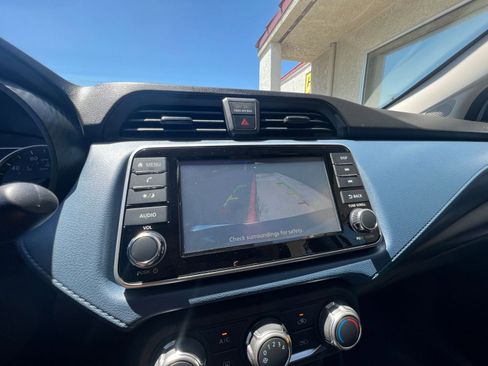 Used 2025 Nissan Versa SV FWD image 21