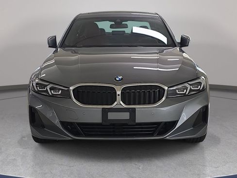 Certified 2023 BMW 330i Sedan w/ Premium Package RWD image 3