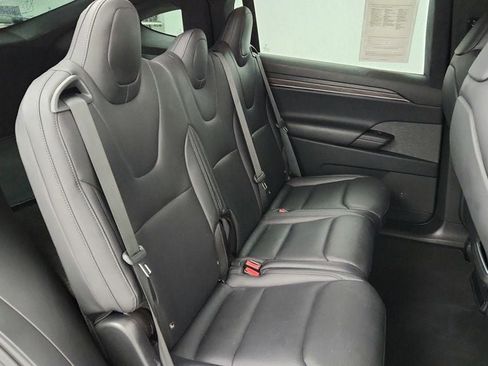 Used 2024 Tesla Model X image 26