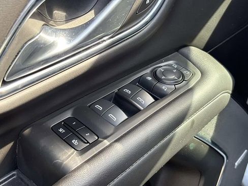 Used 2023 Chevrolet Tahoe LT w/ Luxury Package AWD/4WD image 26