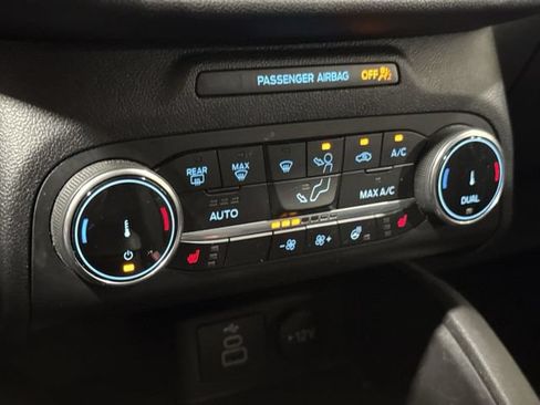 Used 2024 Ford Escape Active AWD/4WD image 16