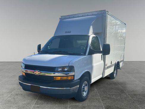 New 2024 Chevrolet Express 3500 Work Van w/ Power Convenience Package image 3
