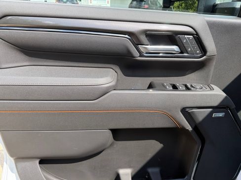 New 2026 GMC Sierra 2500 AT4 w/ AT4 Premium Plus Package AWD/4WD image 16