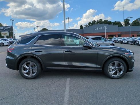 New 2026 Genesis GV70 2.5T Select image 3