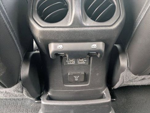 Used 2023 Jeep Wrangler Unlimited Sahara w/ LED Lighting Group AWD/4WD image 16