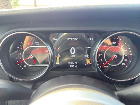Used 2020 Jeep Wrangler Unlimited Rubicon w/ Quick Order Package 28Y Recon AWD/4WD image 50