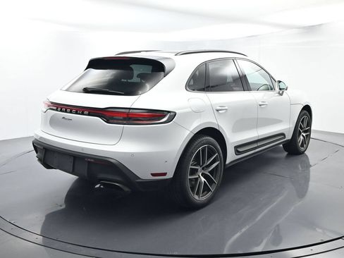 Certified 2023 Porsche Macan AWD/4WD image 14