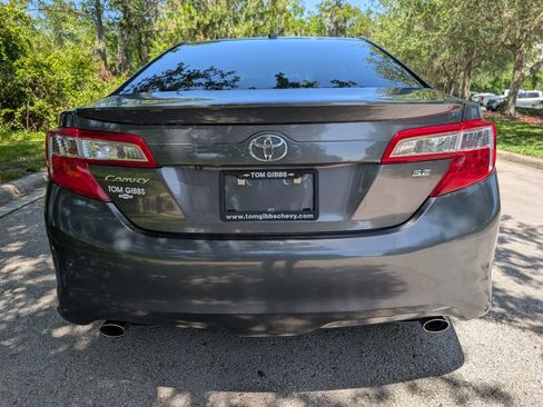 Used 2013 Toyota Camry SE w/ Convenience Pkg FWD image 6