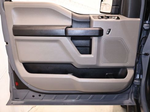 Used 2019 Ford F150 XL w/ Equipment Group 101A Mid AWD/4WD image 10