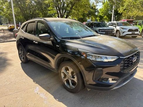 Used 2025 Ford Escape ST-Line AWD/4WD image 9