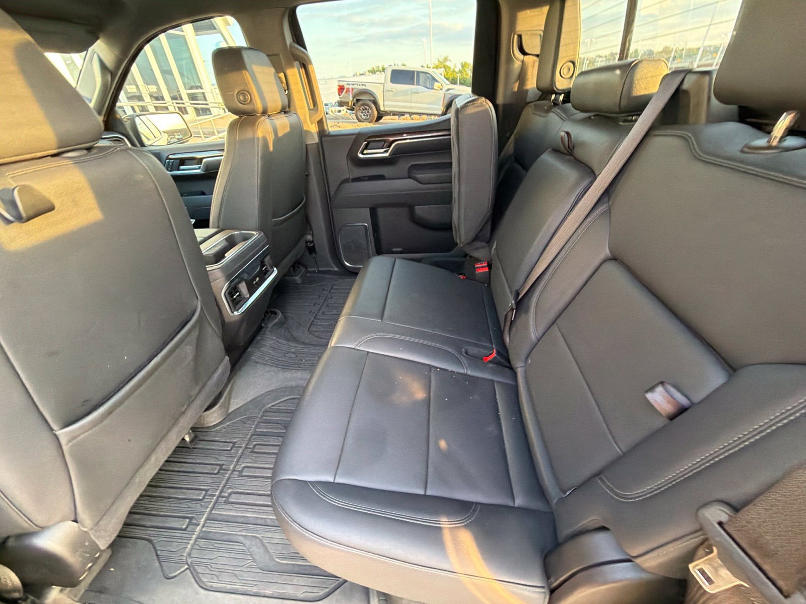 Used 2025 GMC Sierra 1500 Elevation w/ Elevation Premium Package AWD/4WD image 14