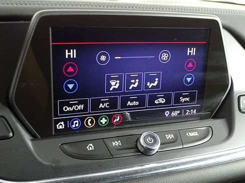 Used 2022 Chevrolet Blazer LT FWD image 32