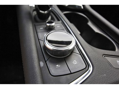 Certified 2025 Cadillac XT5 Luxury image 26