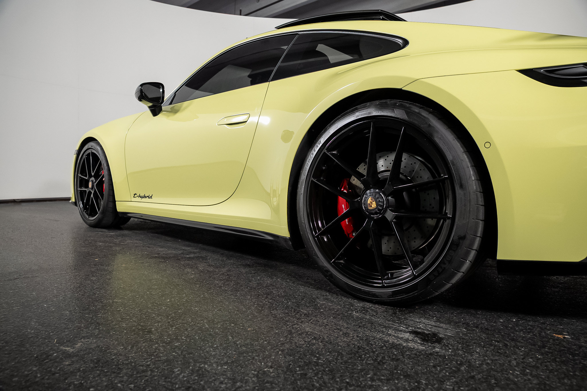 Used 2026 Porsche 911 Carrera GTS RWD image 23