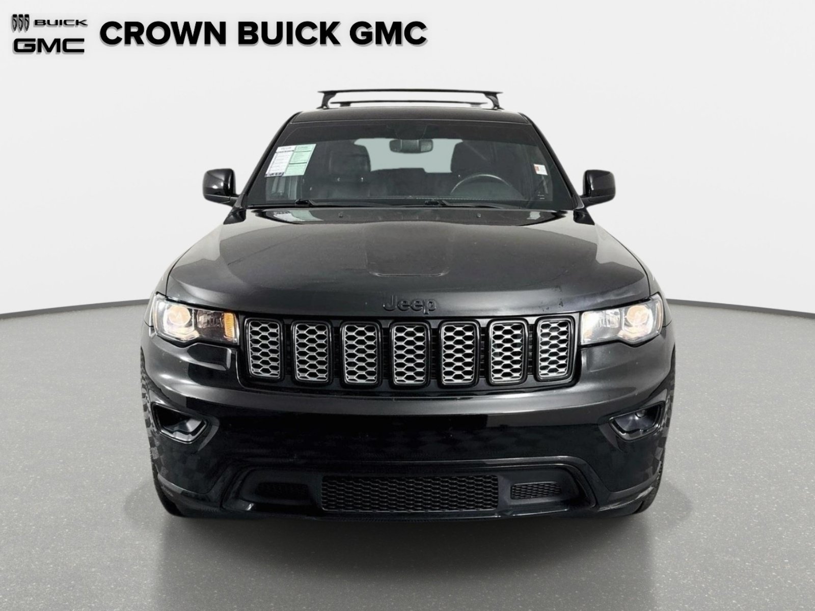 Used 2020 Jeep Grand Cherokee Altitude RWD image 2