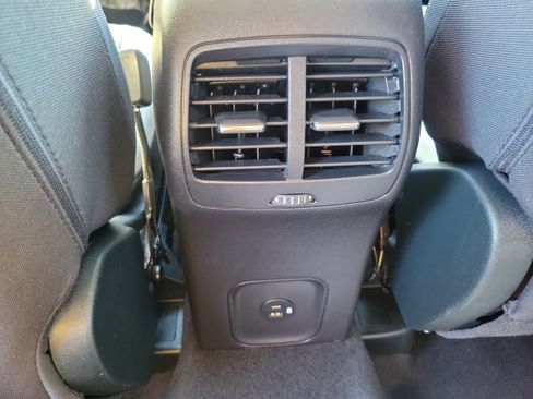 Certified 2022 Ford Escape SE w/ Convenience Package image 12