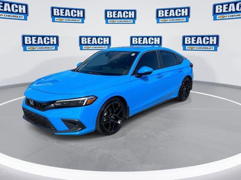 Used 2023 Honda Civic Sport Touring image 4
