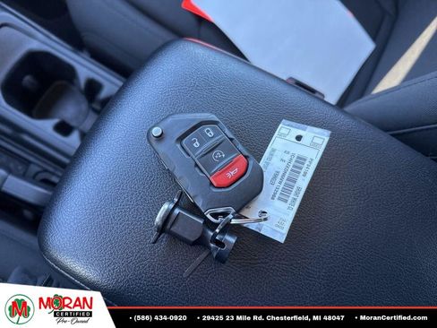 Used 2022 Jeep Wrangler Unlimited Sport AWD/4WD image 28