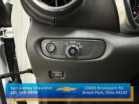 Certified 2021 Chevrolet Blazer LT AWD/4WD image 11