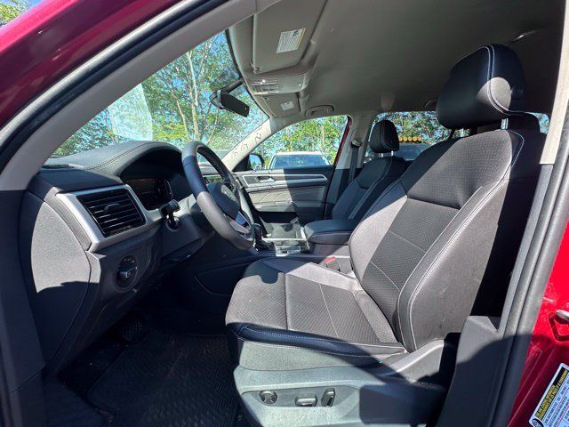 Used 2023 Volkswagen Atlas SE w/ Black Wheel Package FWD image 21