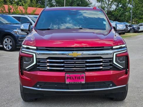 Used 2025 Chevrolet Tahoe Premier RWD image 2