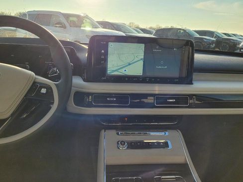 New 2026 Lincoln Aviator Reserve image 17