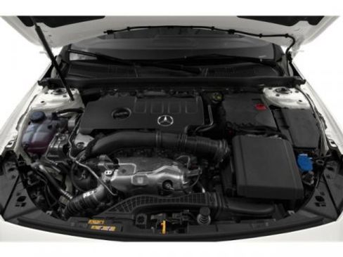 Used 2022 Mercedes-Benz CLA 250 image 12