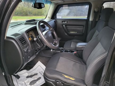 Used 2006 HUMMER H3 image 12