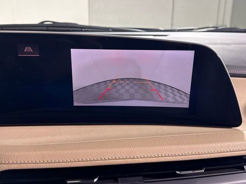 Used 2024 Cadillac XT4 Luxury FWD image 33