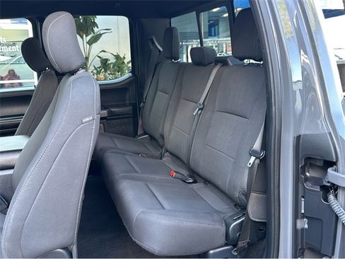 Used 2018 Ford F150 XLT w/ Equipment Group 302A Luxury image 16