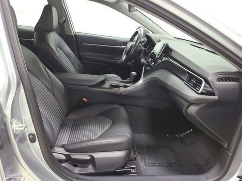 Used 2024 Toyota Camry SE FWD image 13
