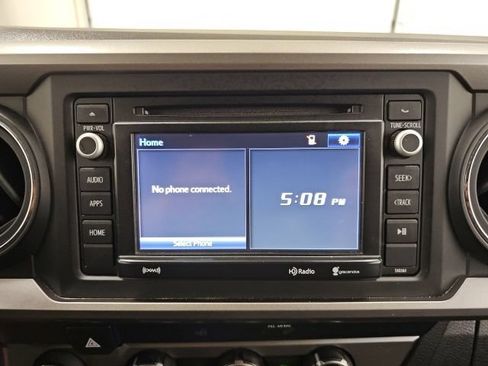Used 2019 Toyota Tacoma SR5 AWD/4WD image 23